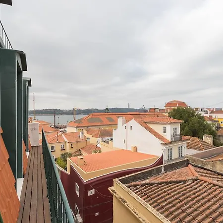 Feels Like Lapa Flat With City View Lisboa